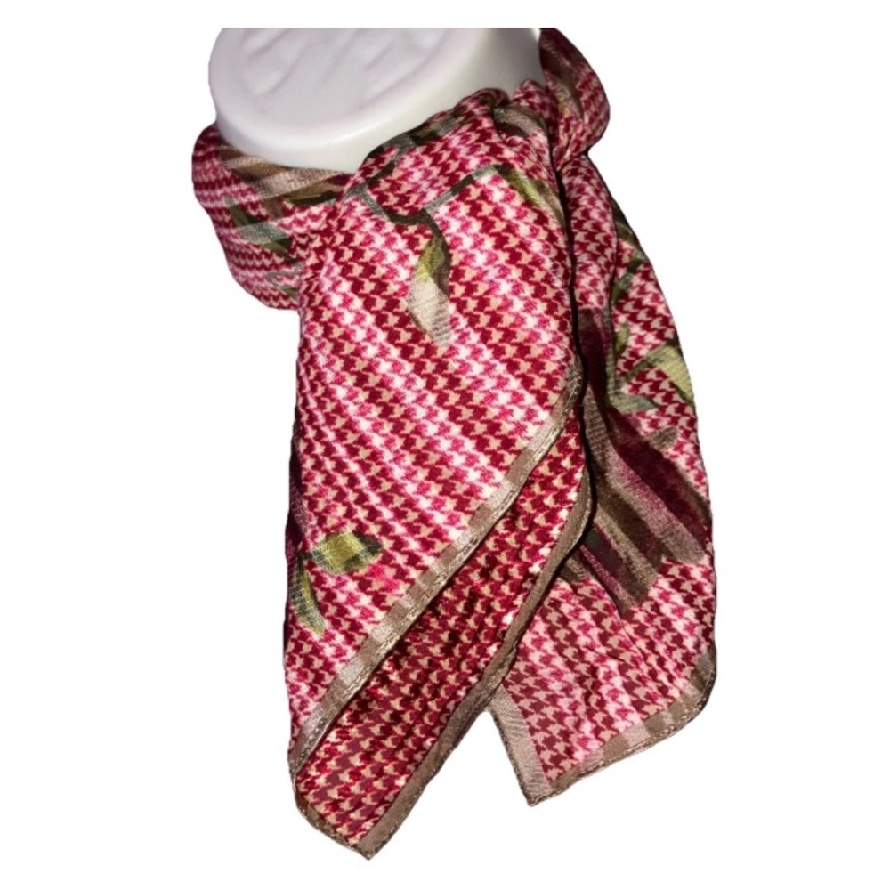 Ralph Lauren Vintage Houndstooth Rose 100% Printed Silk Red Gold Scarf 21”x21”.